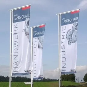 Fahnenwerbung